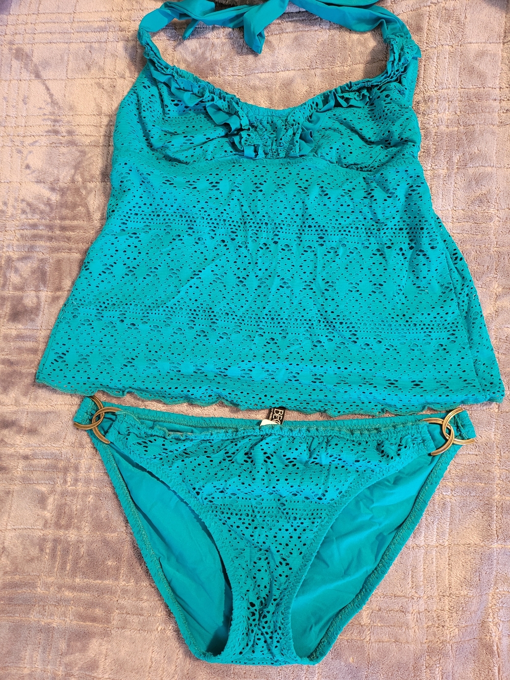BECCA Teal Eyelet Tankini With 2 Bottoms
